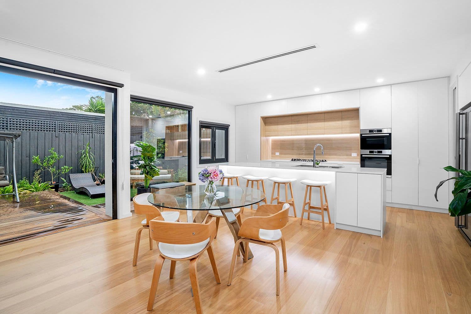 17 Robert Street, Parkdale VIC 3195, Parkdale - Thumbnail 7