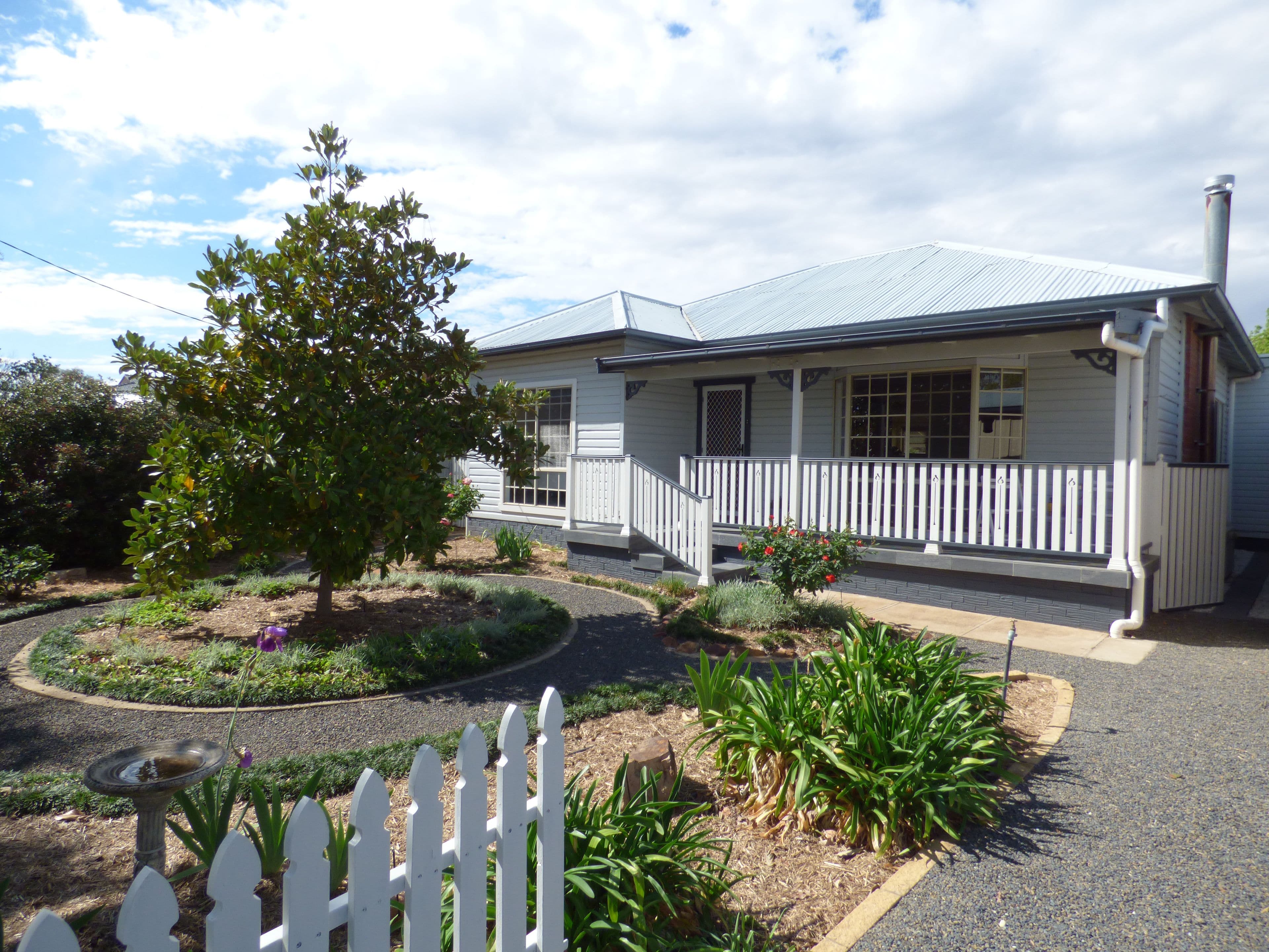 39 Bathurst Street, Forbes - Image 1