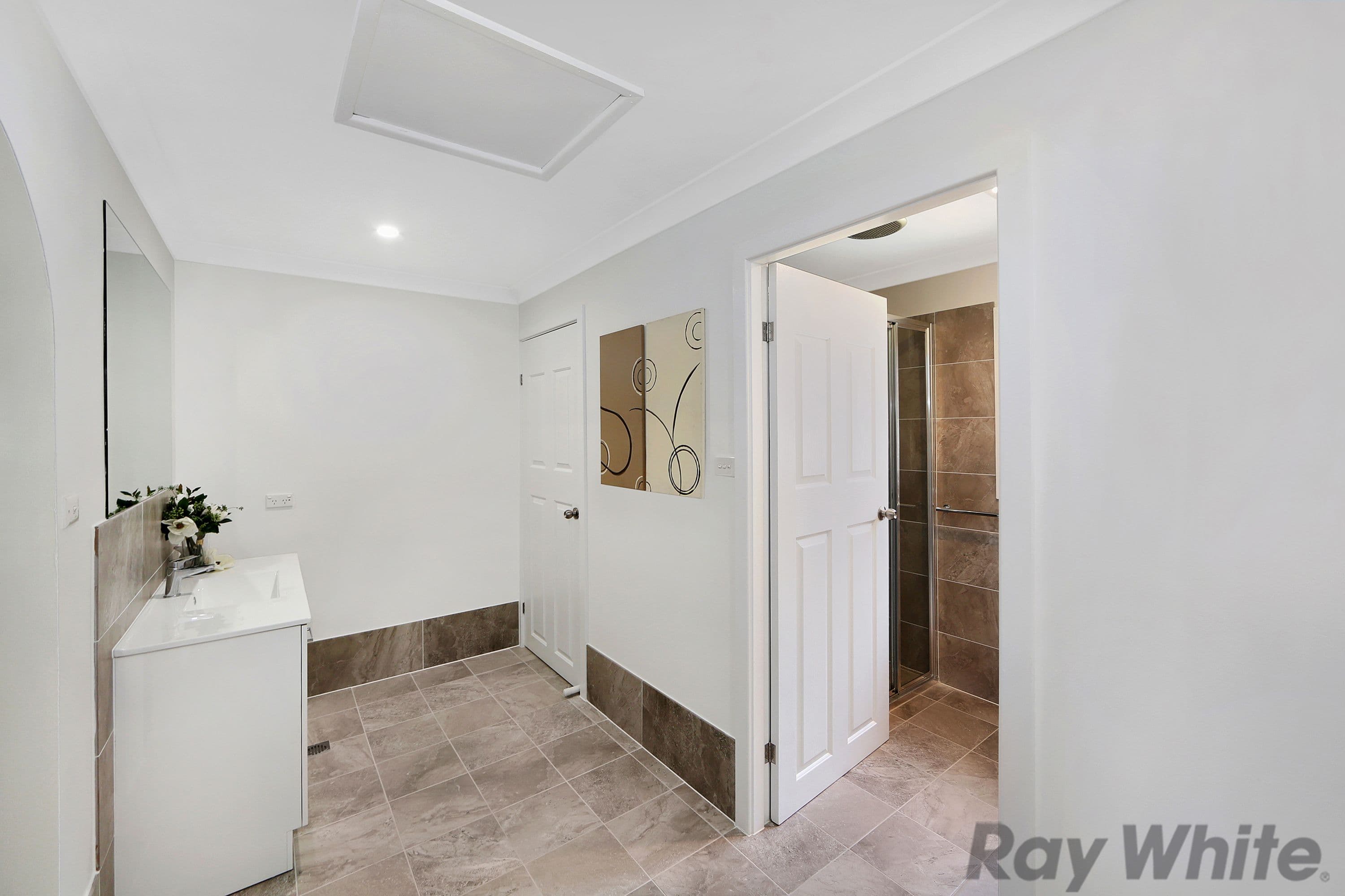 4 Trevally Avenue, Chain Valley Bay - Thumbnail 5