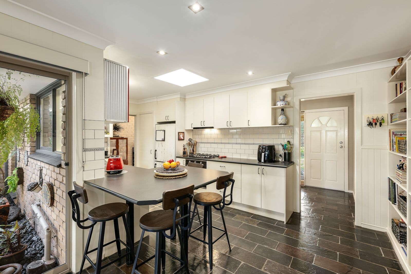 10 Frudal Crescent, Knoxfield VIC 3180, Knoxfield - Thumbnail 5