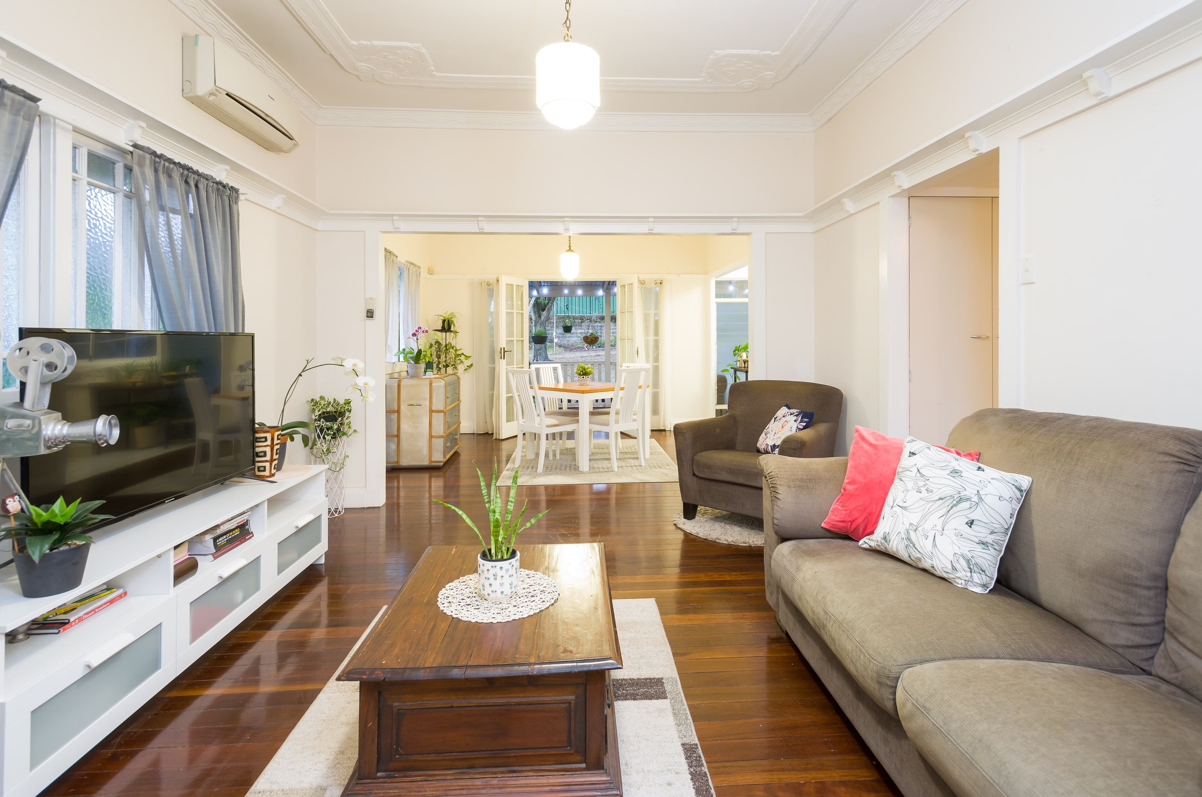 72 Donald Street, Camp Hill QLD 4152, Camp Hill - Thumbnail 5