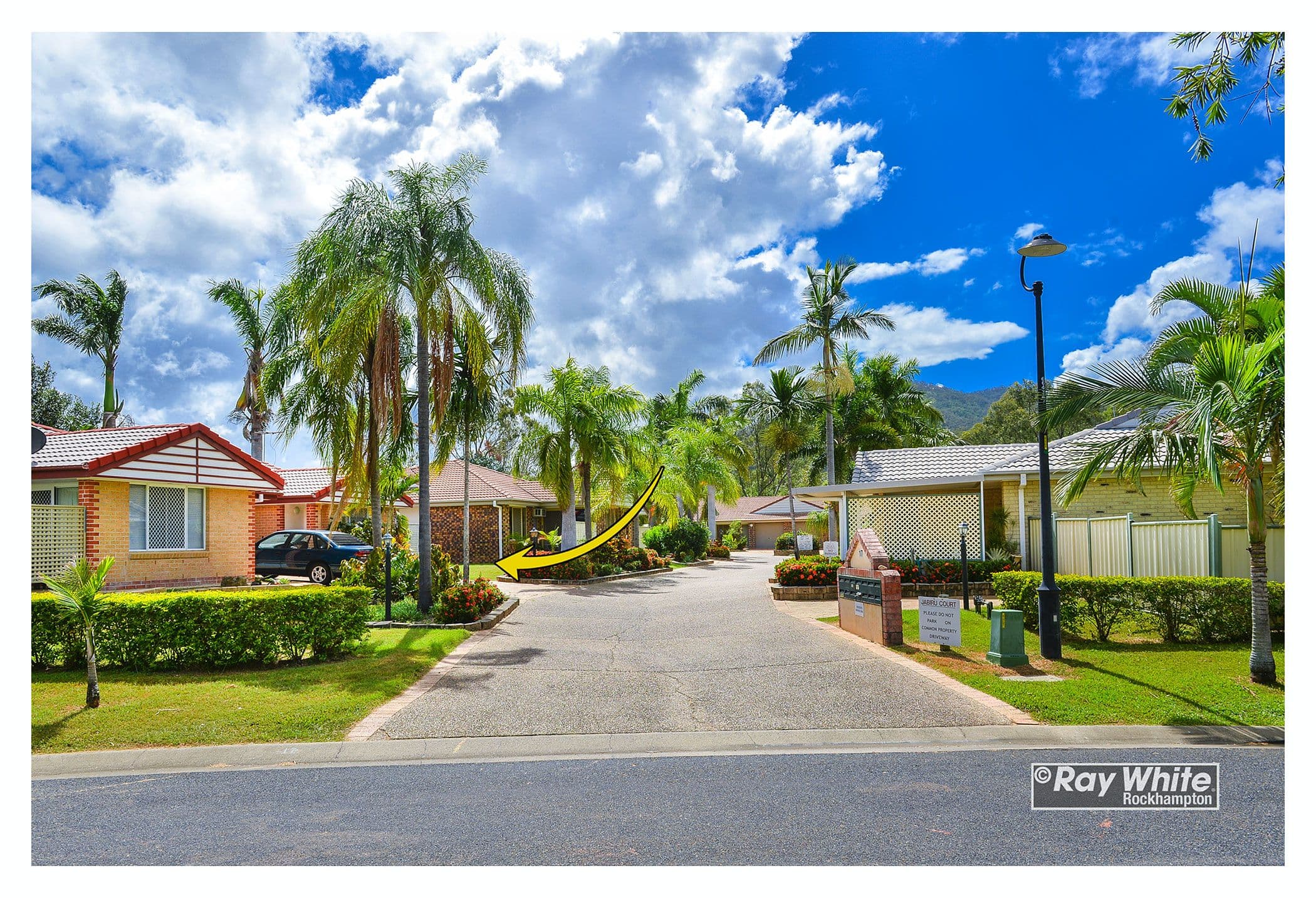 4 & 6 Sylvan Court, Ivanhoe, Ivanhoe - Image 1