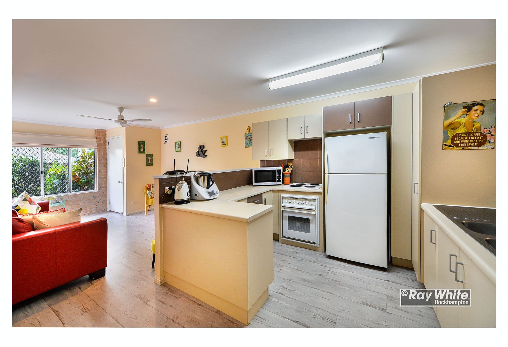4 & 6 Sylvan Court, Ivanhoe, Ivanhoe - Thumbnail 6
