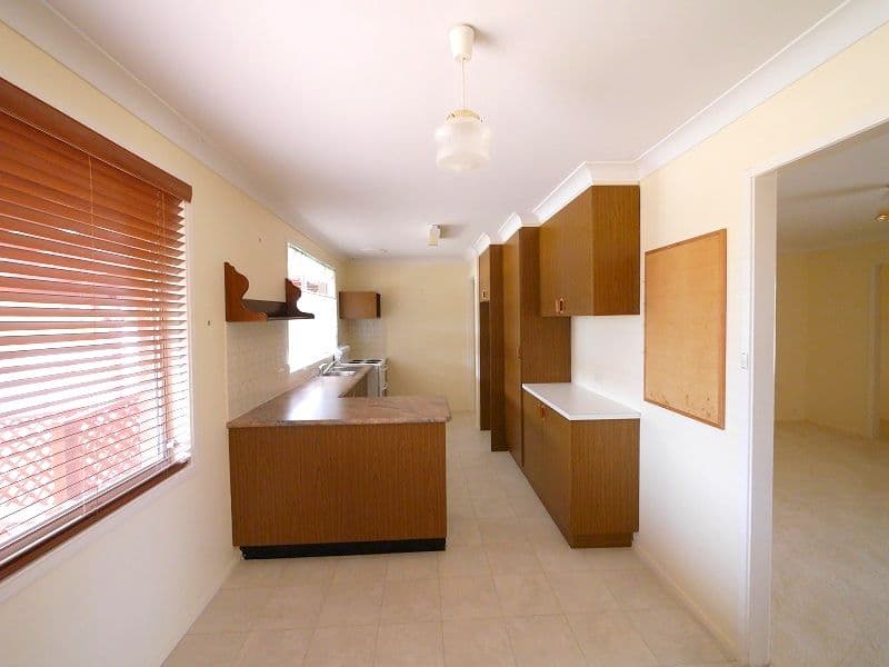 16 Hartley Street, COWRA NSW 2794, Cowra - Thumbnail 2