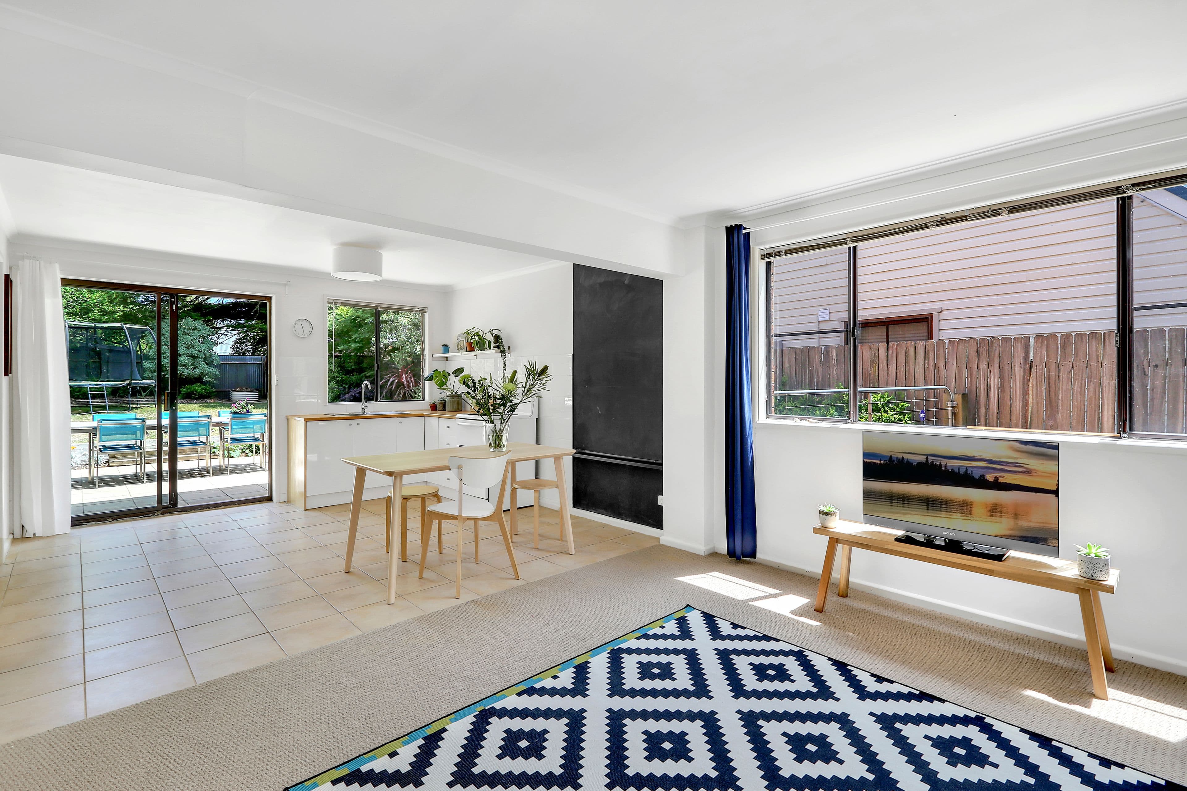 238 Hat Hill Road, Blackheath - Thumbnail 3