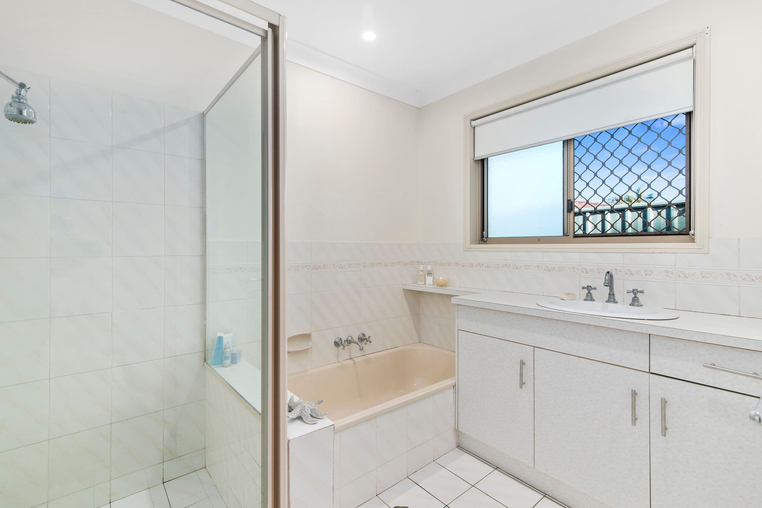 38 Togos Avenue, Currumbin Waters QLD 4223, Currumbin Waters - Thumbnail 5