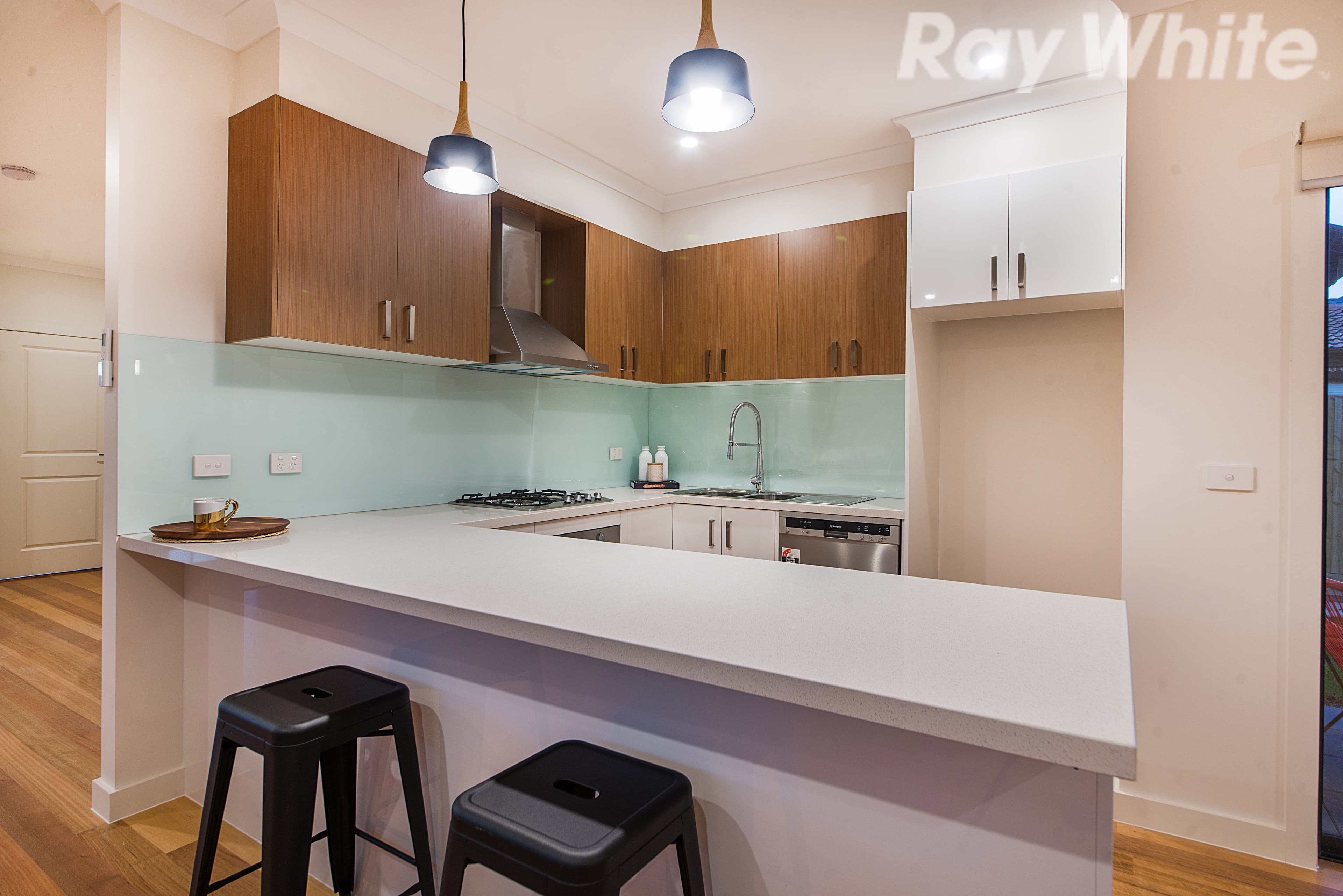 24 Manuka Drive, Ferntree Gully VIC 3156, Ferntree Gully - Thumbnail 2