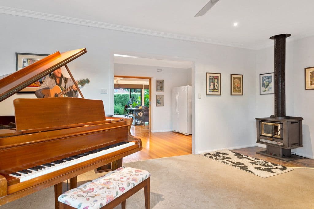 34 Victoria Street, Mansfield VIC 3722, Mansfield - Thumbnail 4