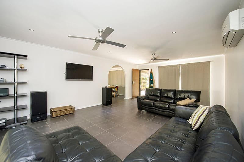 52 Gretel Drive, CLINTON QLD 4680, Clinton - Thumbnail 3