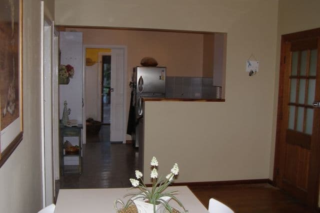 11 Burrendong Way, ORANGE NSW 2800, Orange - Thumbnail 2