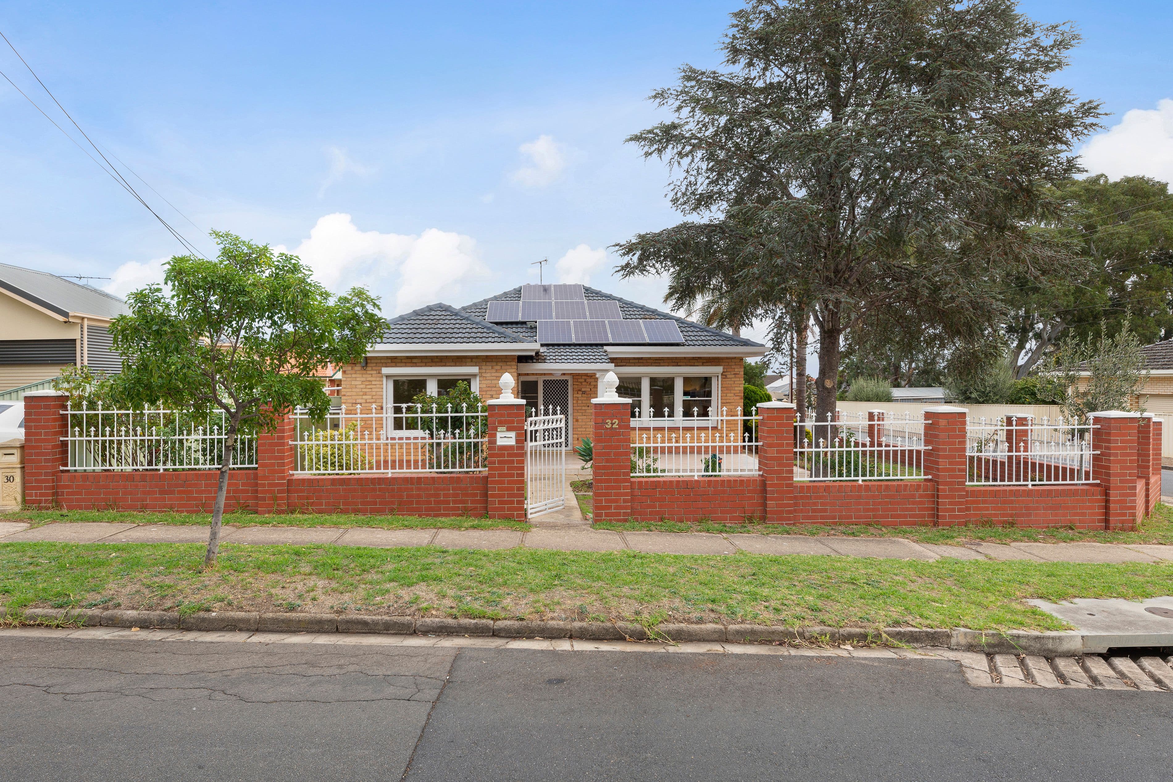 32 Hudson Avenue, Rostrevor SA 5073, Rostrevor - Image 1