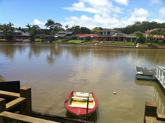 32 Mainsail Street, CURRUMBIN WATERS QLD 4223, Currumbin Waters - Thumbnail 2