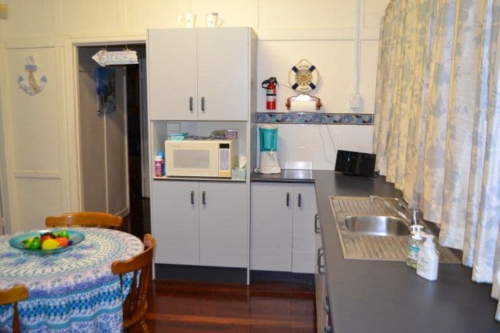 3 Pulgul Street, Urangan QLD 4655, Urangan - Thumbnail 4