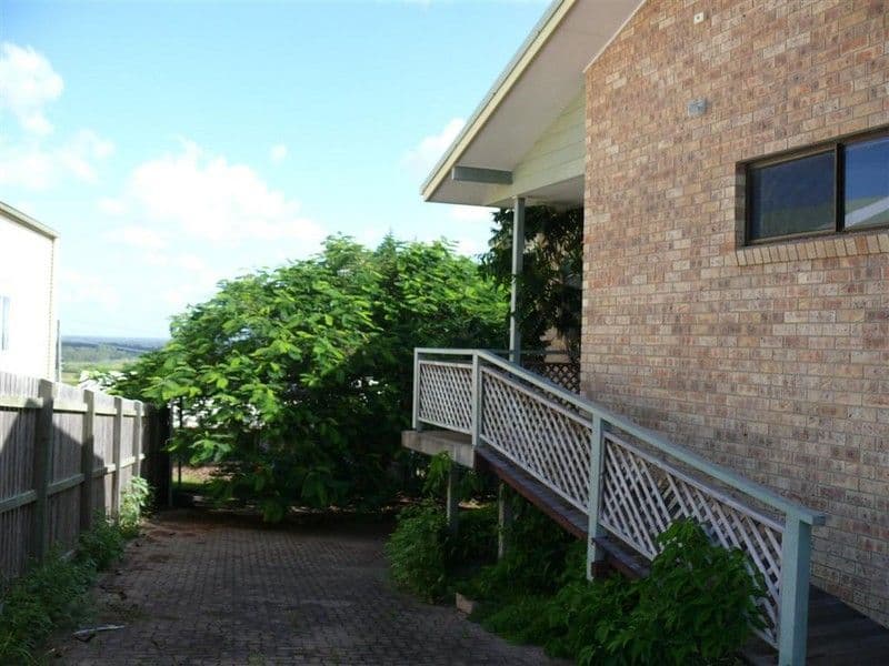 10 Trobriand Place, KAWUNGAN QLD 4655, Kawungan - Thumbnail 2