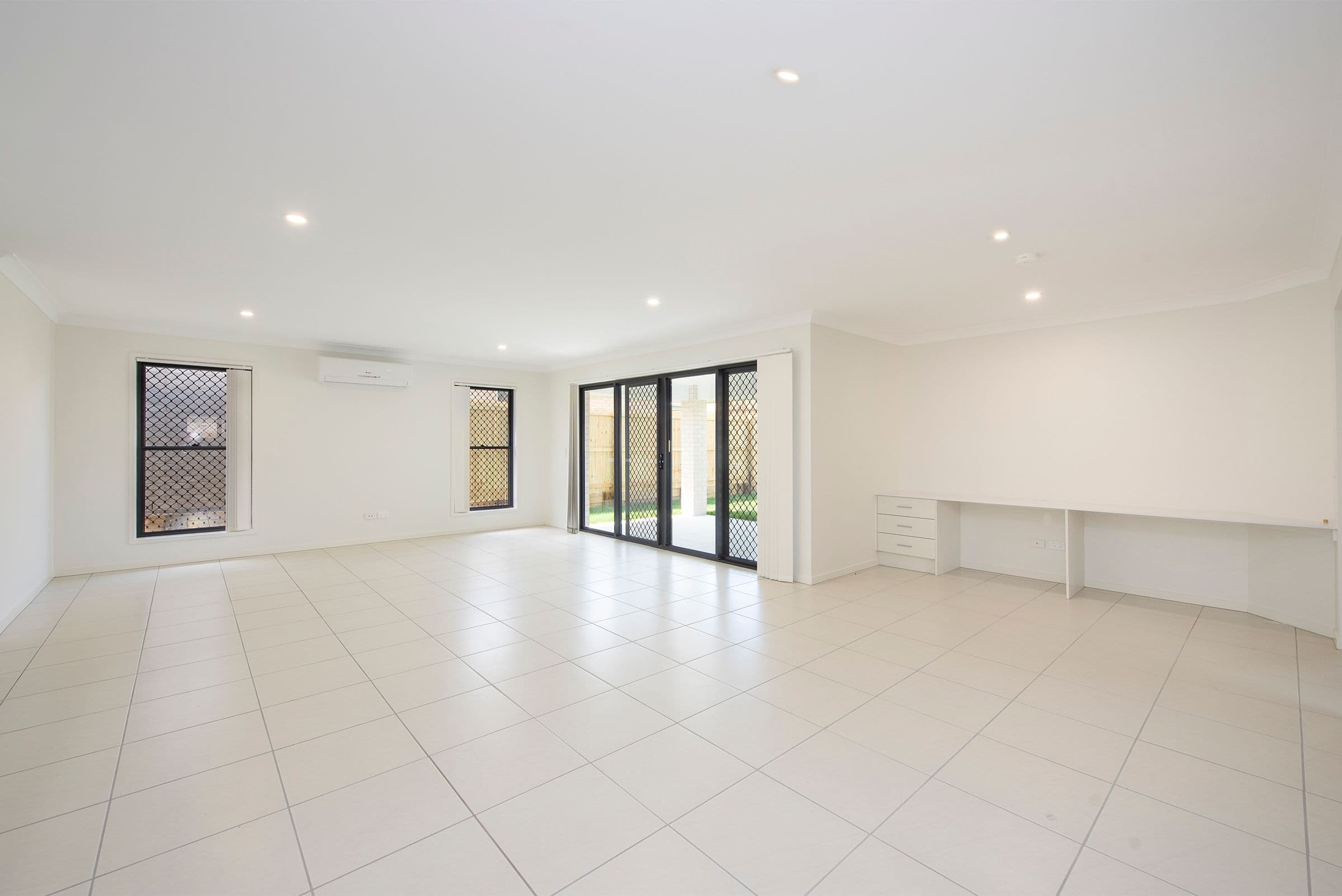 34 Feathertail Street, Bahrs Scrub QLD 4207, Bahrs Scrub - Thumbnail 3