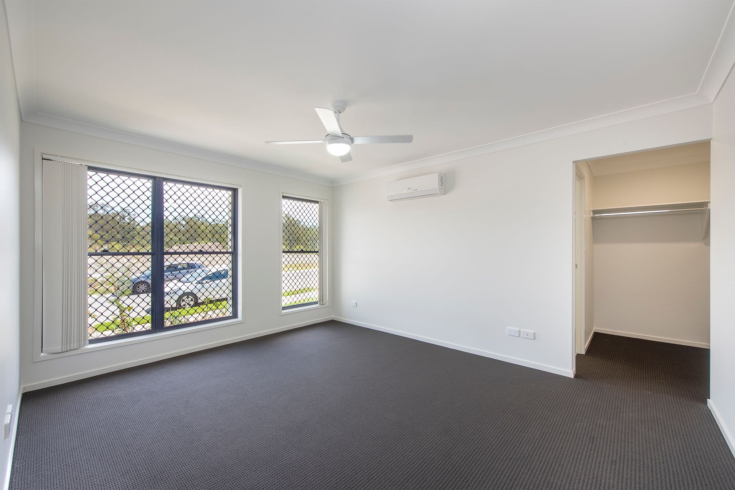 34 Feathertail Street, Bahrs Scrub QLD 4207, Bahrs Scrub - Thumbnail 4