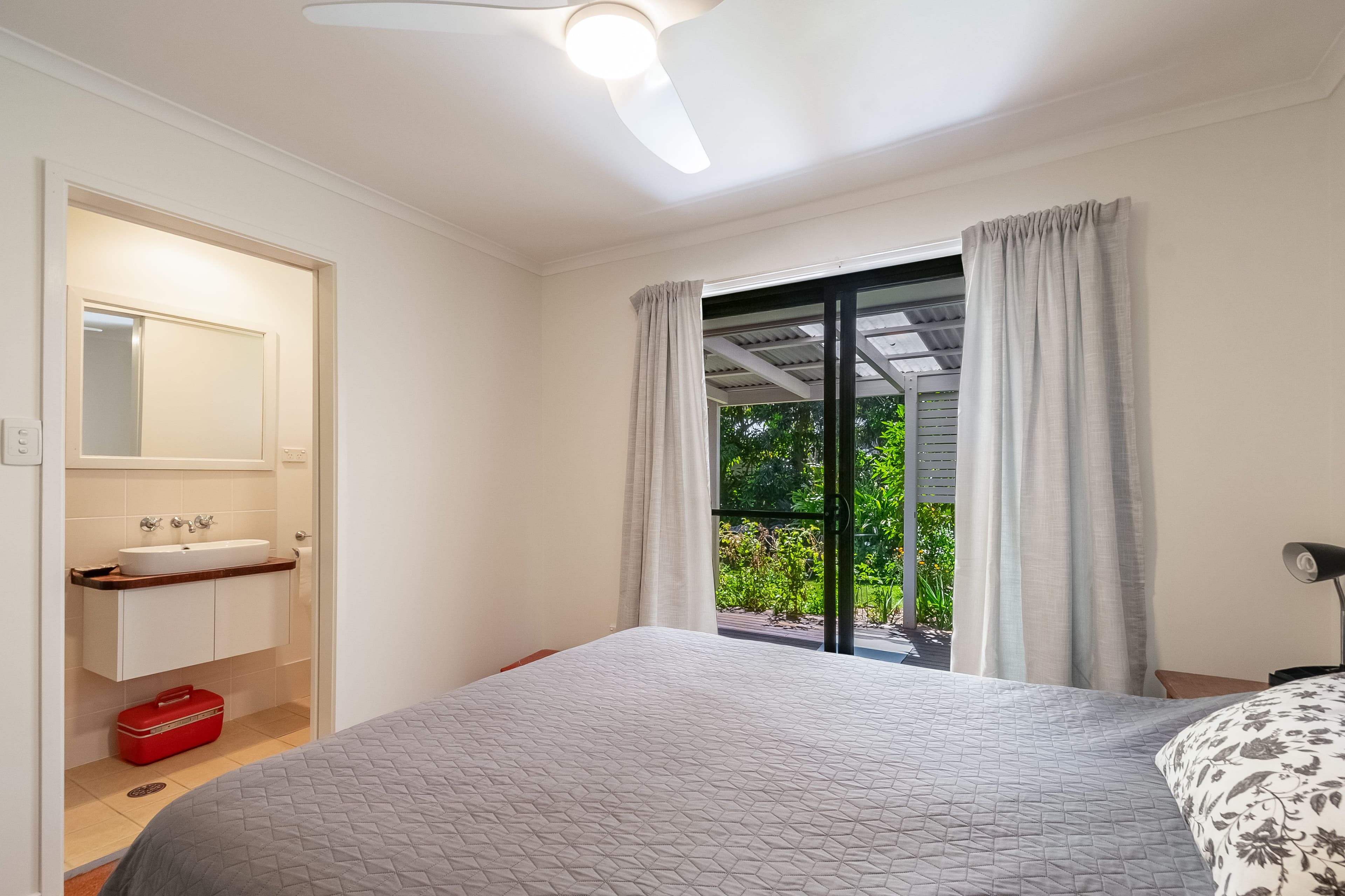 7 Walker Street, Byron Bay NSW 2481, Byron Bay - Thumbnail 6