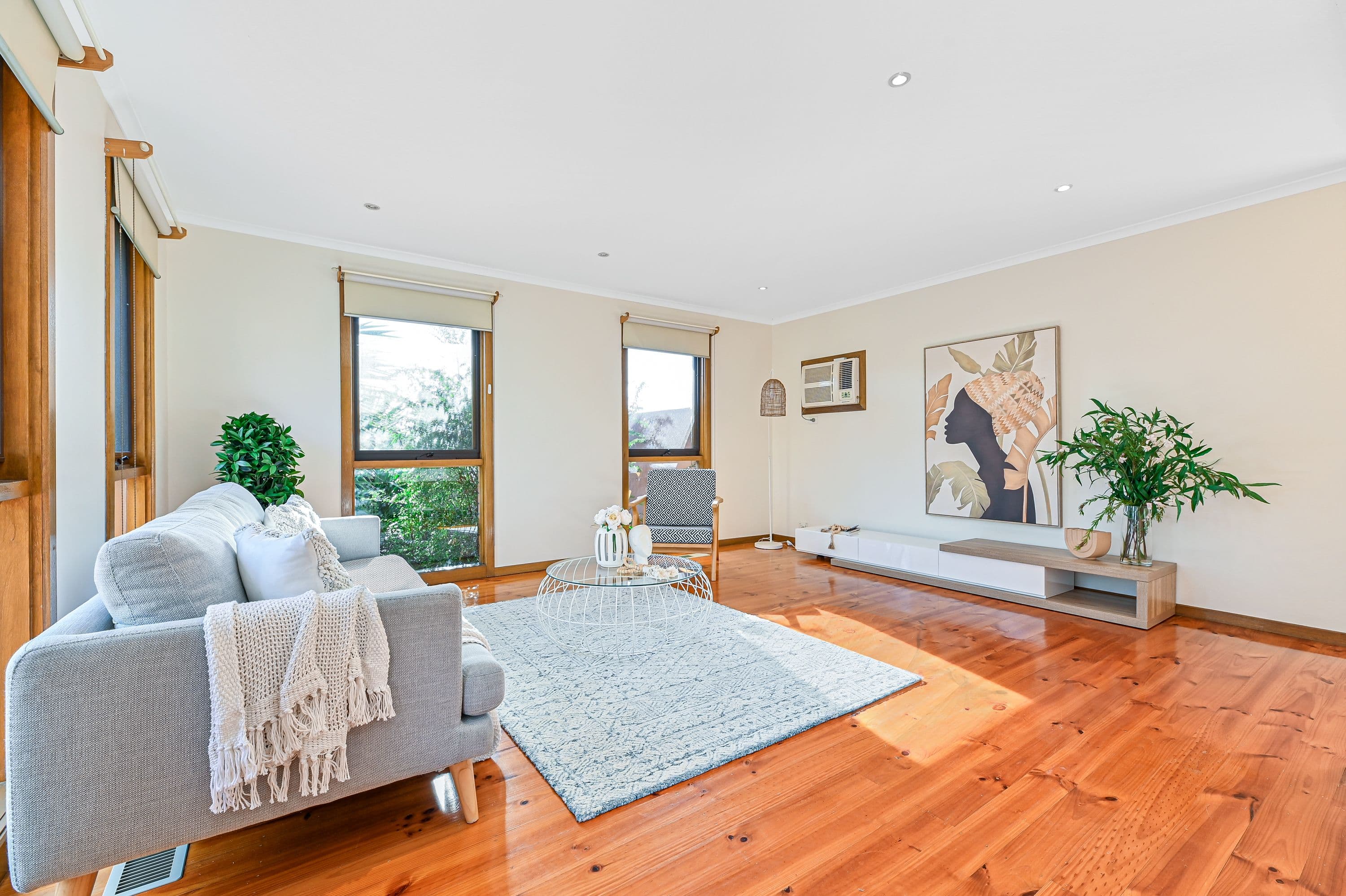 1 Murray Crescent, Rowville VIC 3178, Rowville - Thumbnail 2