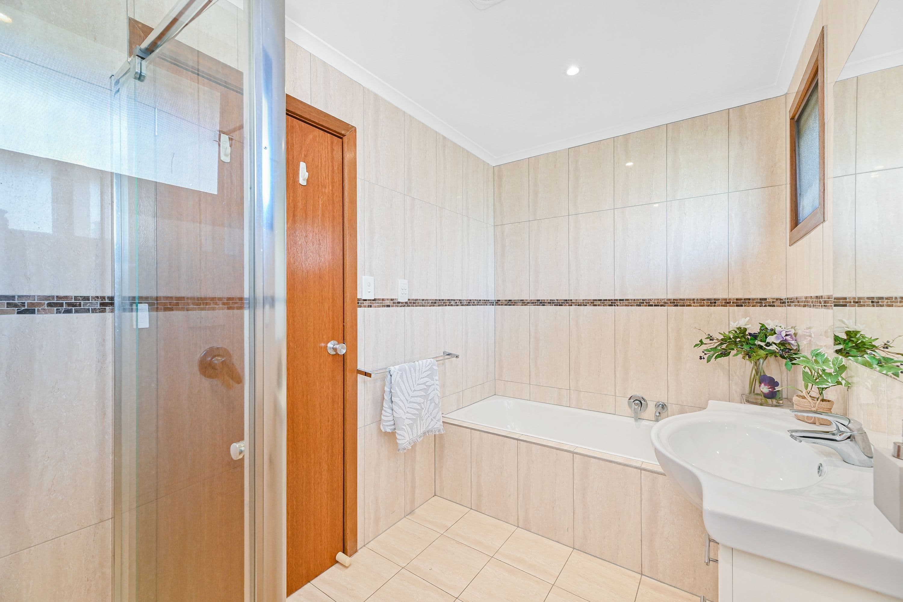 1 Murray Crescent, Rowville VIC 3178, Rowville - Thumbnail 8