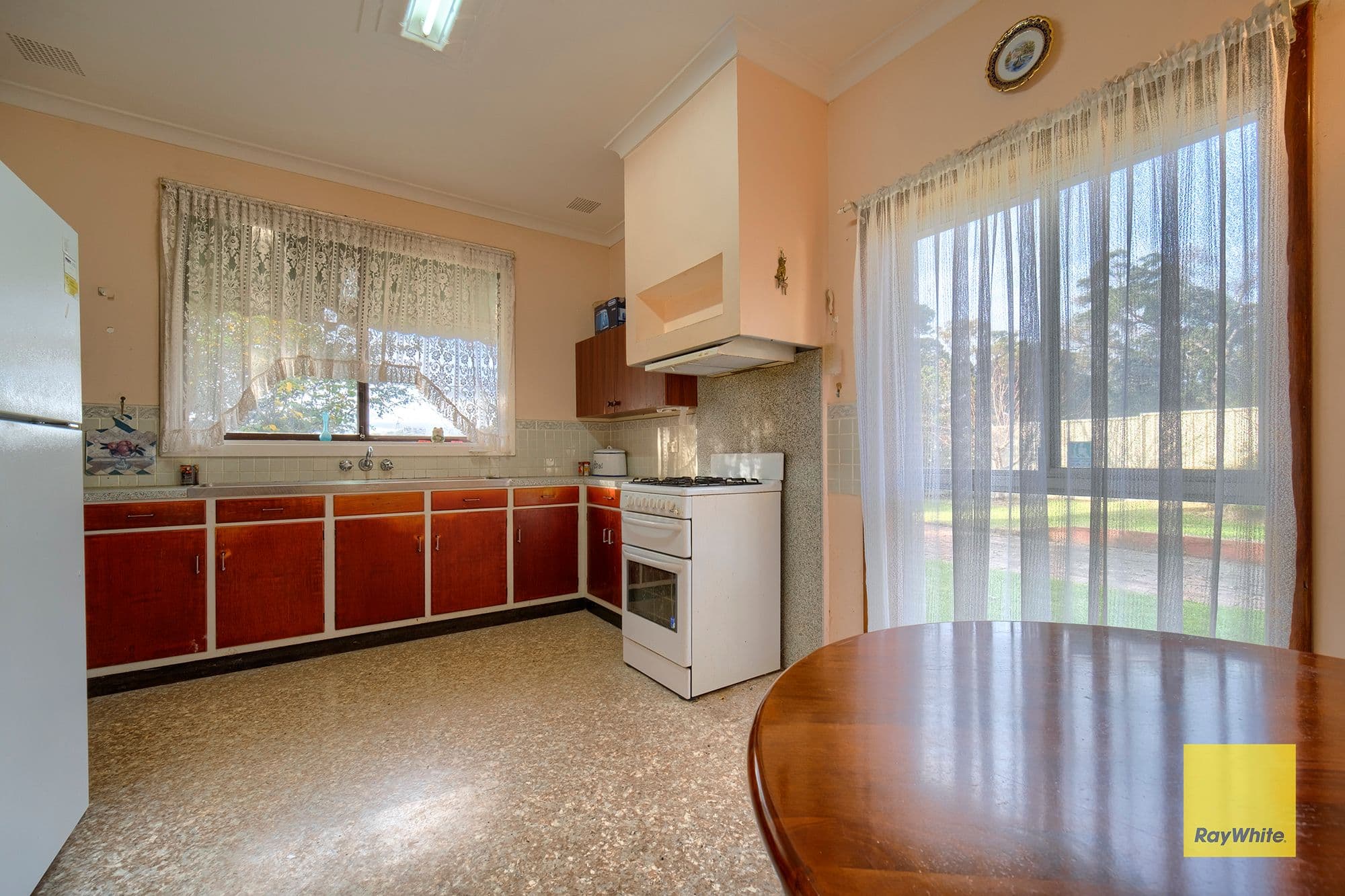 6 Le Grande Avenue, Orana WA 6330, Orana - Thumbnail 2