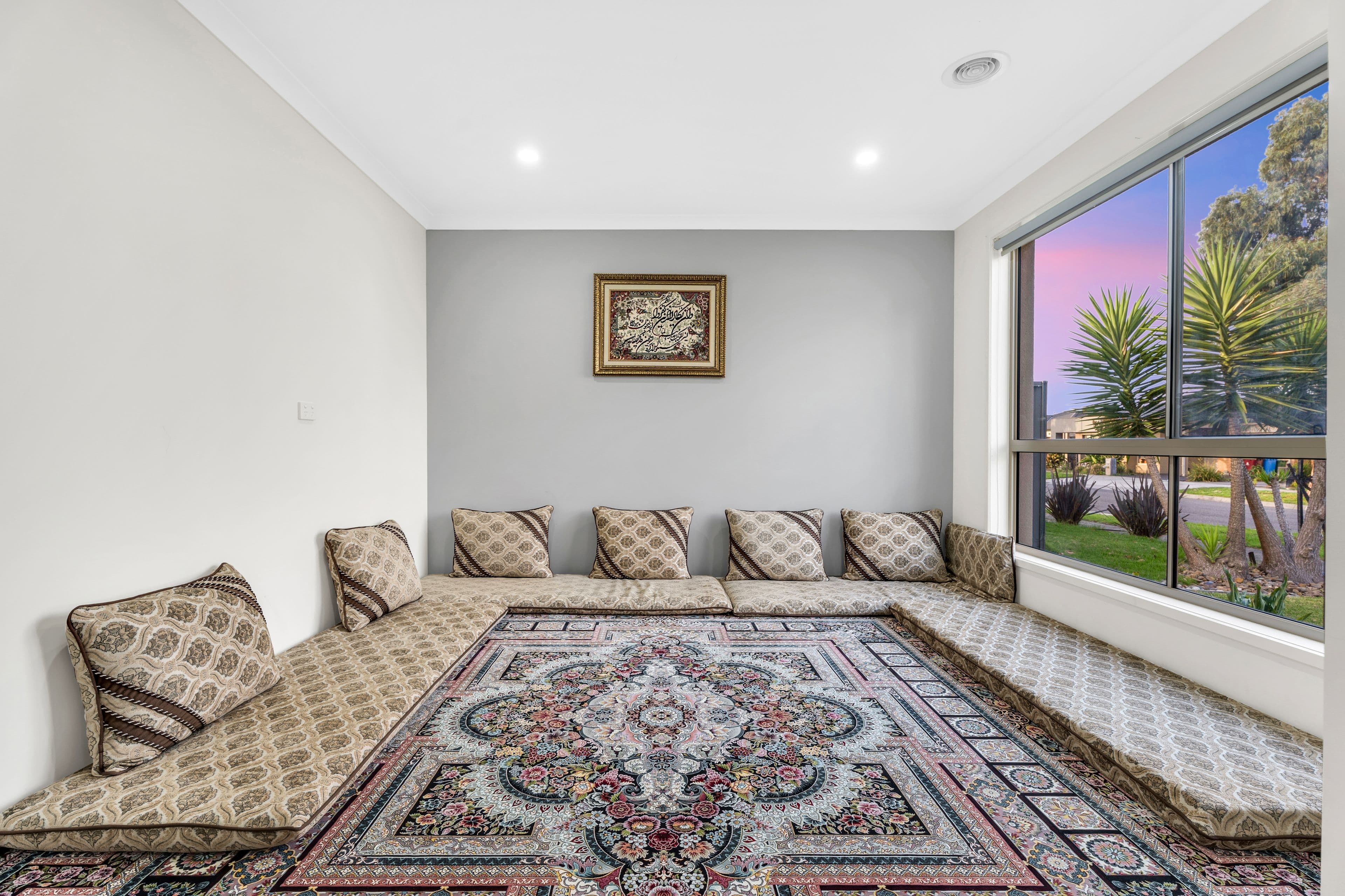 26 Artfield Street, Cranbourne East VIC 3977, Cranbourne East - Thumbnail 2