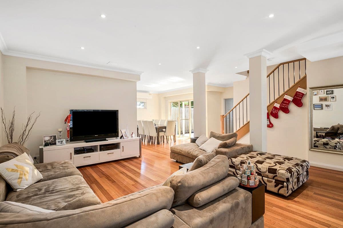11A Mortimore Street, Bentleigh VIC 3204, Bentleigh - Thumbnail 2