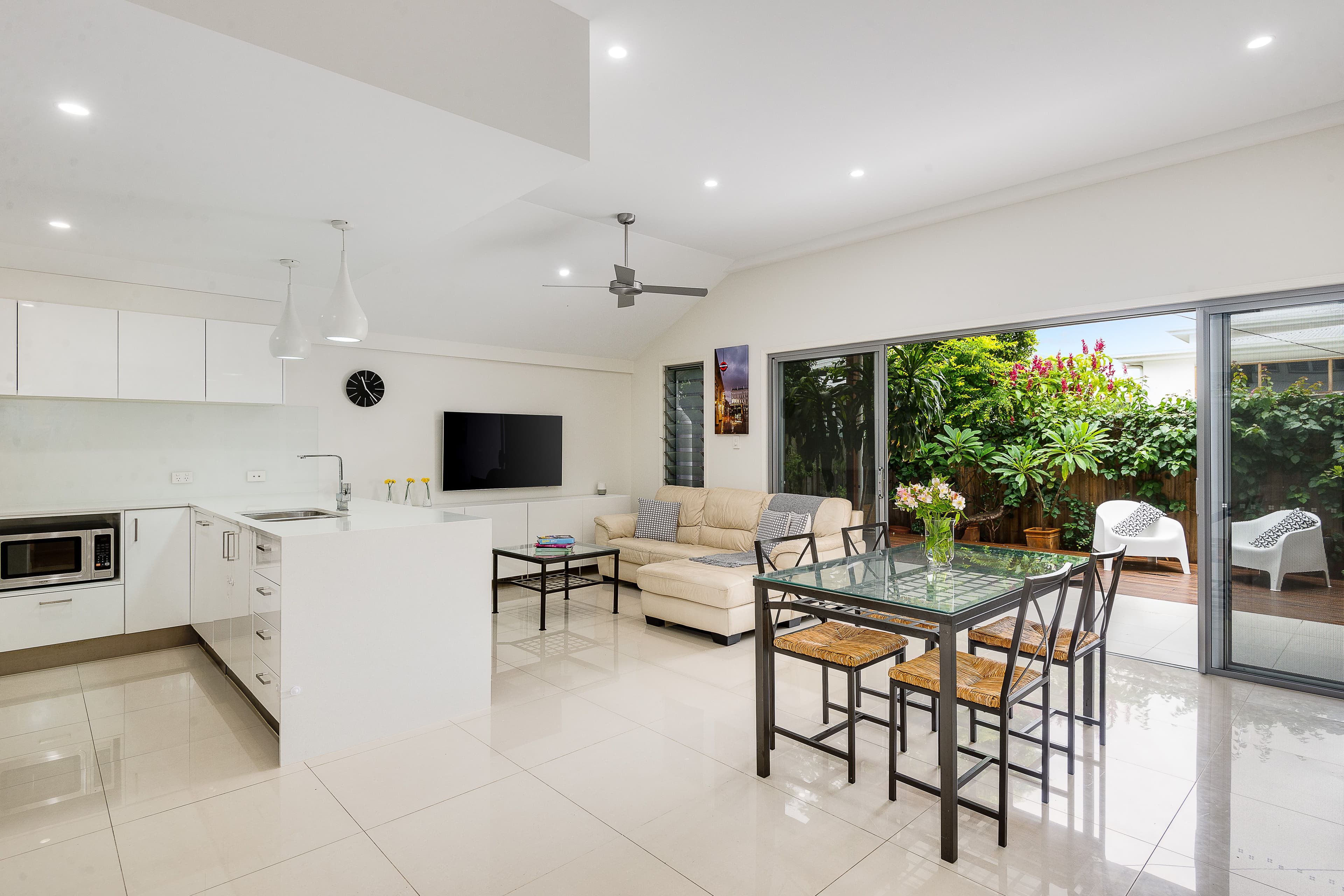 49 Hawthorne Road, Hawthorne QLD 4171, Hawthorne - Thumbnail 3