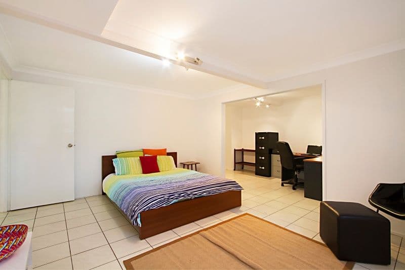 6 Gladesville Street, KENMORE QLD 4069, Kenmore - Thumbnail 7