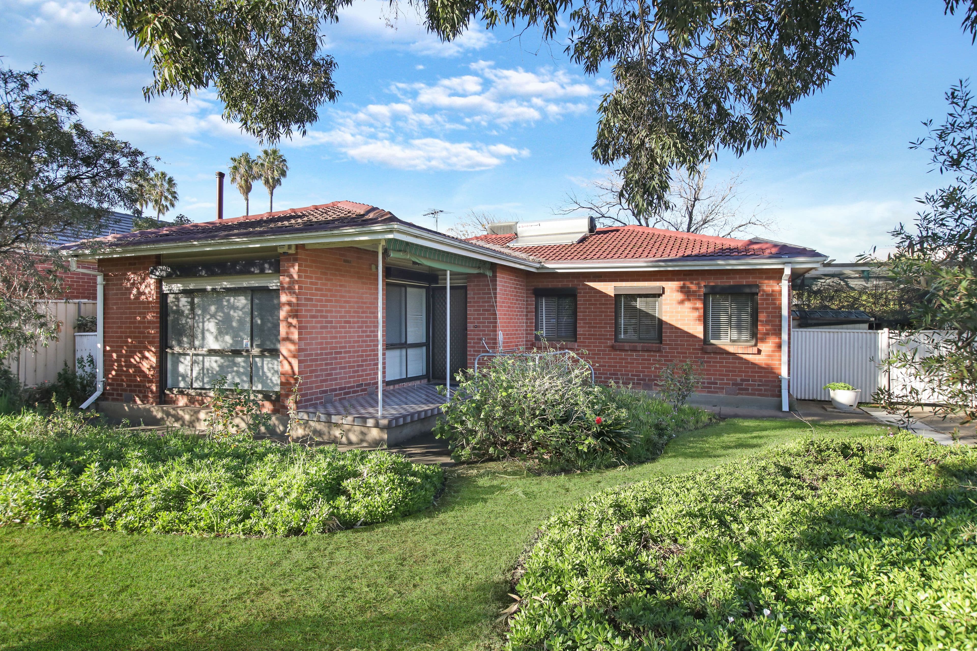 10 Henderson Street, Henley Beach SA 5022, Henley Beach - Thumbnail 2