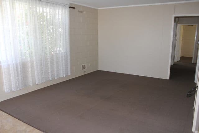 10 Goodenia Court, KAMBALDA WEST WA 6442, Kambalda West - Thumbnail 2