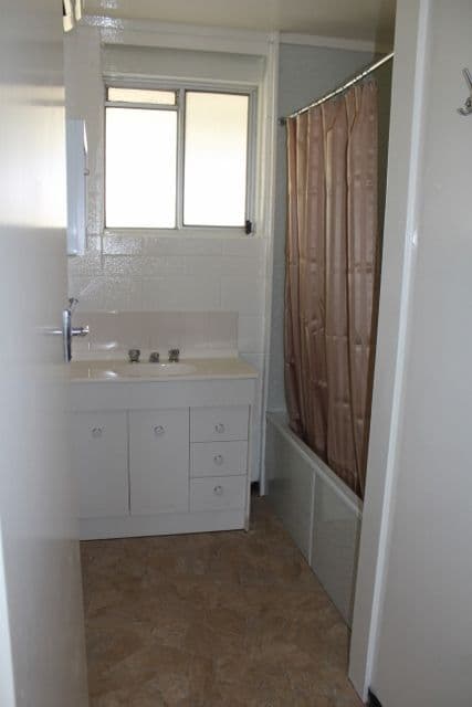 10 Goodenia Court, KAMBALDA WEST WA 6442, Kambalda West - Thumbnail 5