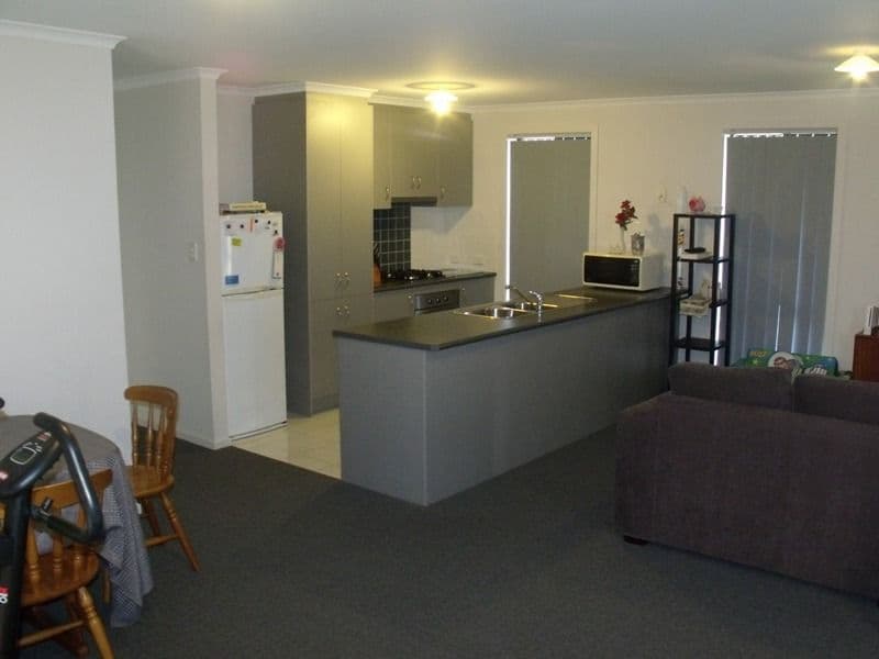 7 Almond Circuit, MUNNO PARA WEST SA 5115, Munno Para West - Thumbnail 7
