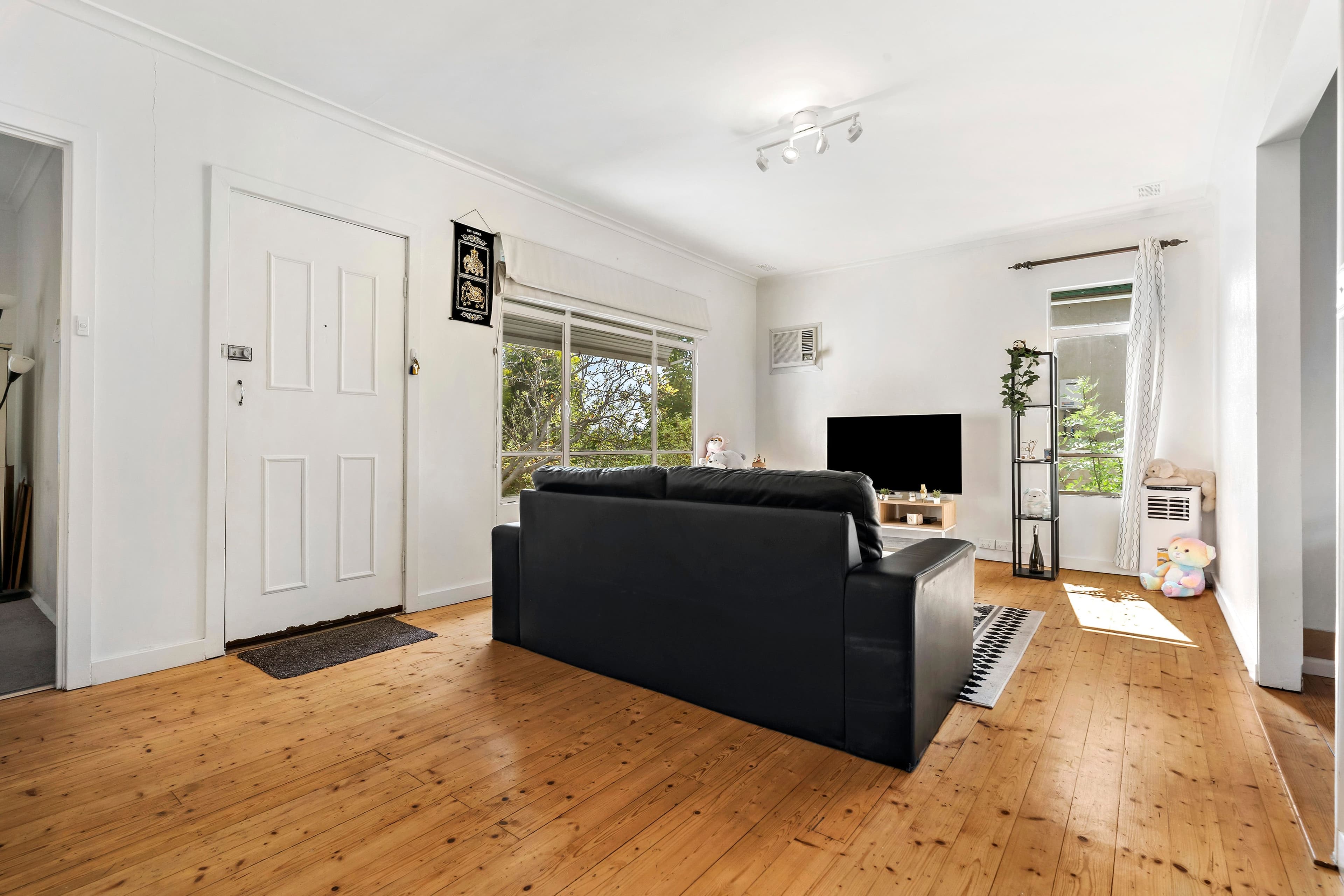 12 Euroka Street, Chadstone VIC 3148, Chadstone - Thumbnail 6