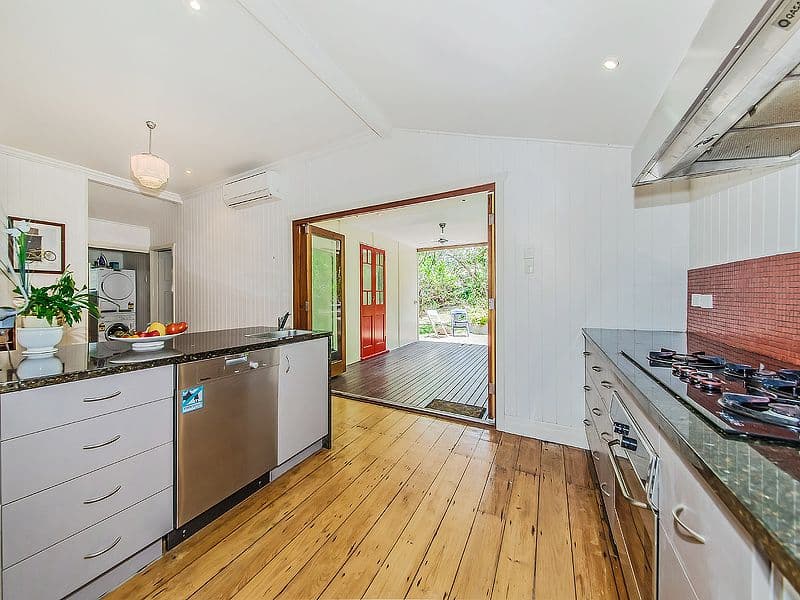48 Hipwood Avenue, COORPAROO QLD 4151, Coorparoo - Thumbnail 4