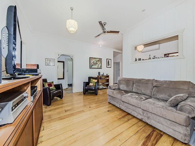 48 Hipwood Avenue, COORPAROO QLD 4151, Coorparoo - Thumbnail 8