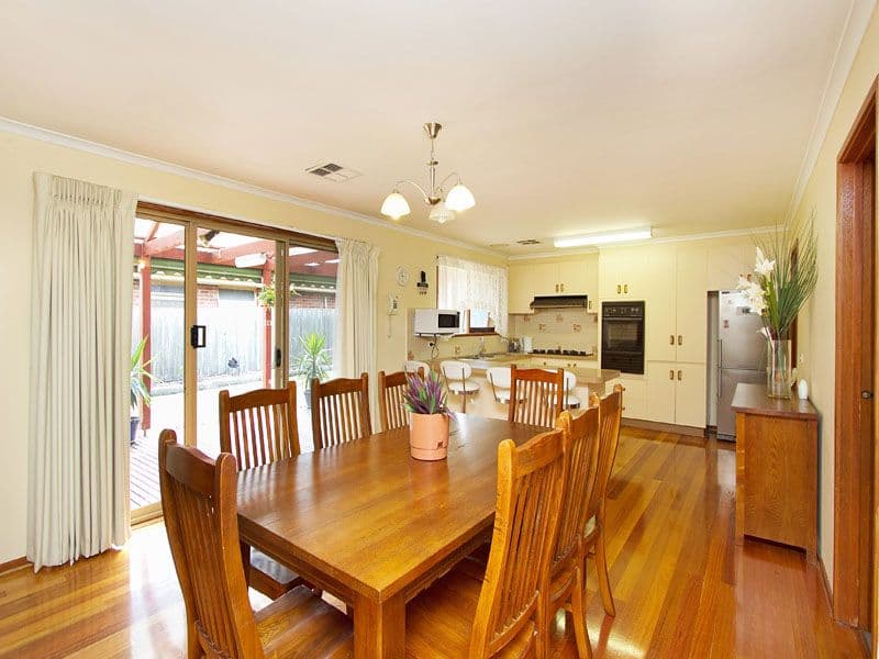15 Nickson Close, Dingley Village VIC 3172, Dingley Village - Thumbnail 3