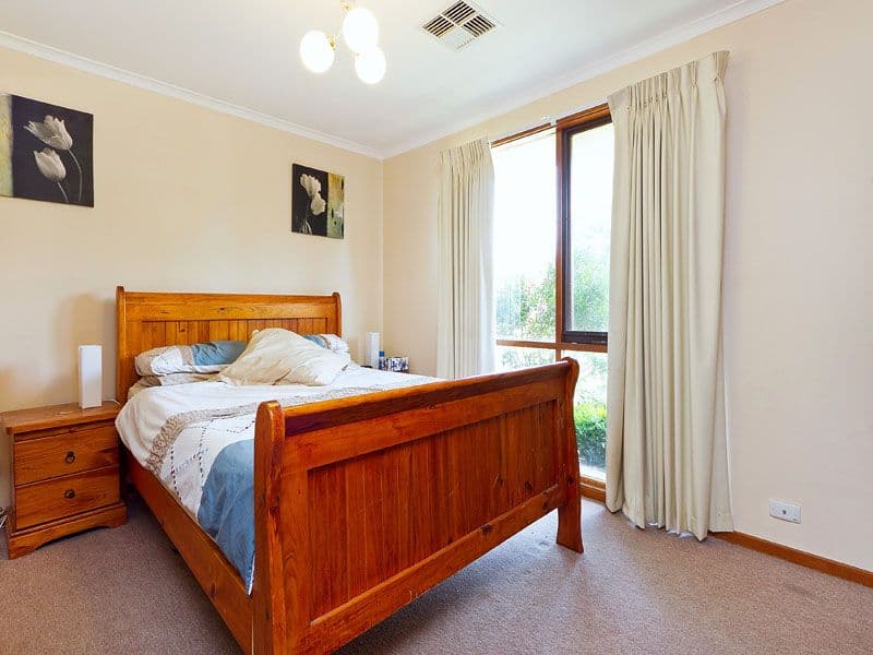 15 Nickson Close, Dingley Village VIC 3172, Dingley Village - Thumbnail 5