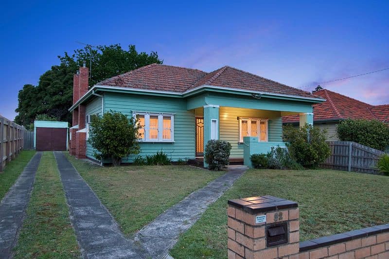 52 Eleebana Avenue, HUGHESDALE VIC 3166, Hughesdale - Thumbnail 2