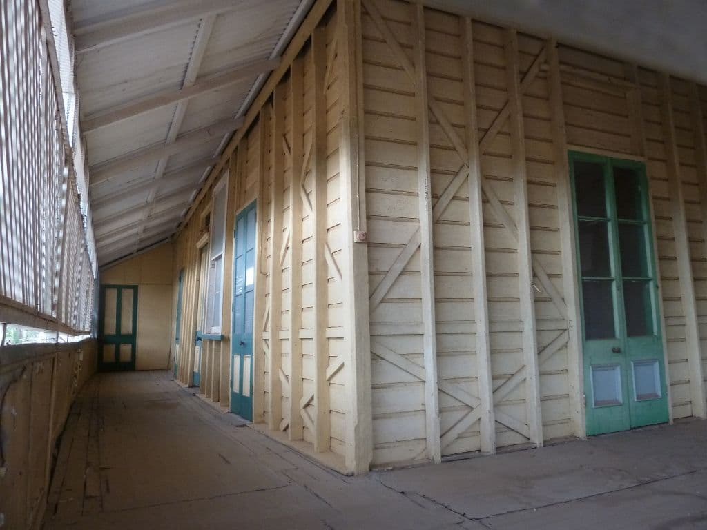131-133 Emu Street, LONGREACH QLD 4730, Longreach - Thumbnail 2