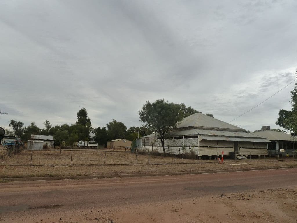 131-133 Emu Street, LONGREACH QLD 4730, Longreach - Thumbnail 7