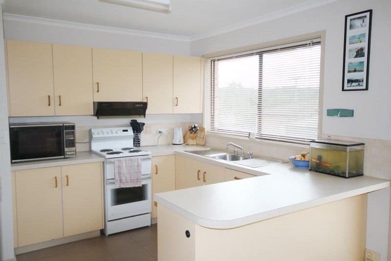 49 Petit Street, YASS NSW 2582, Yass - Thumbnail 4