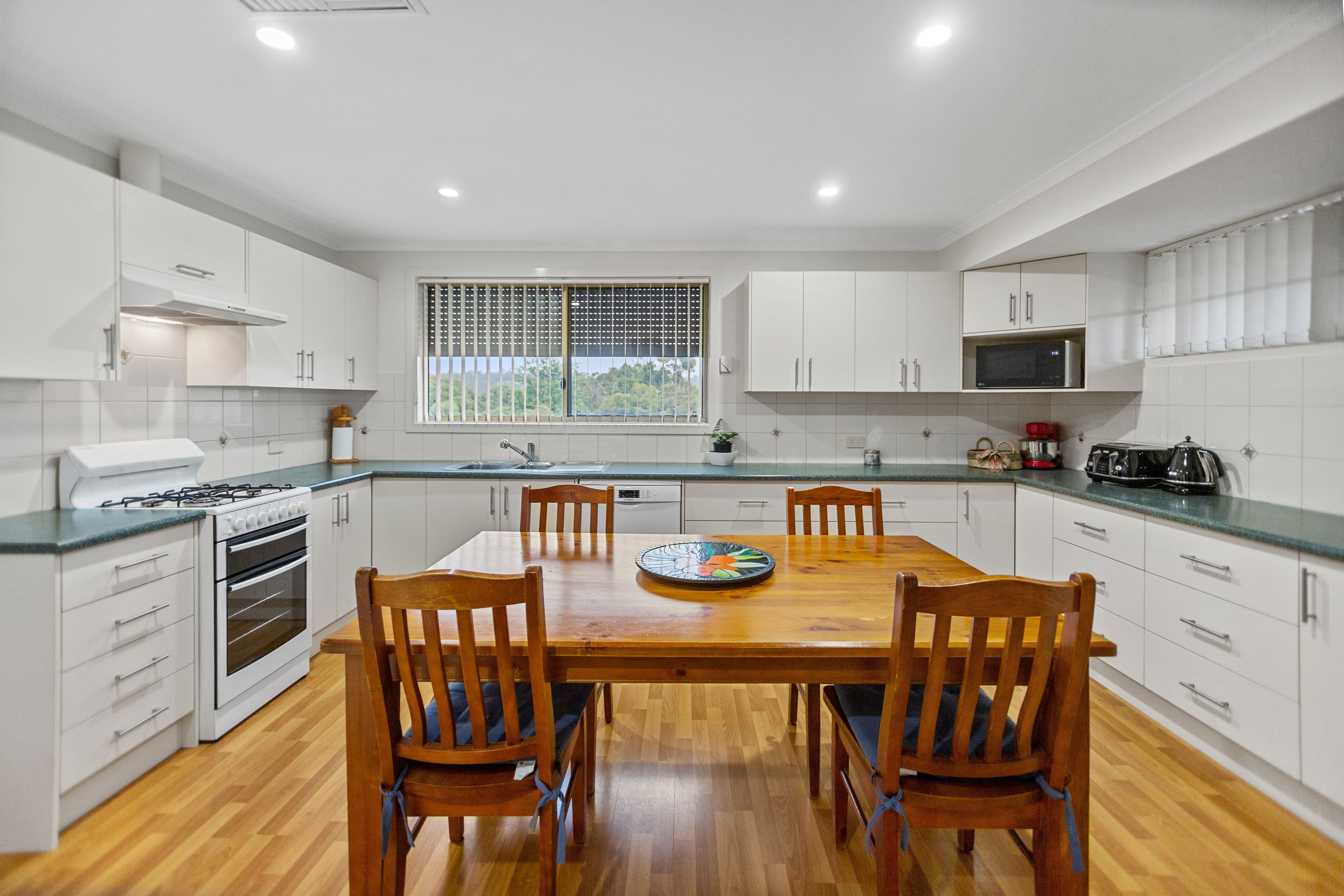 17 Newton Long Drive, Clare SA 5453, Clare - Thumbnail 2