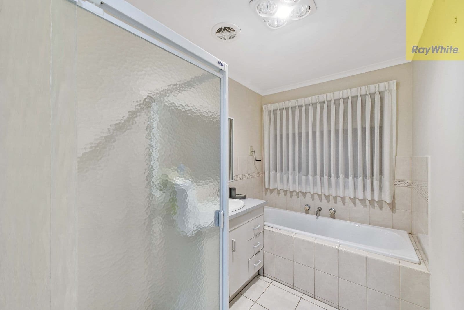 4 Charles Court, Sydenham VIC 3037, Sydenham - Thumbnail 8