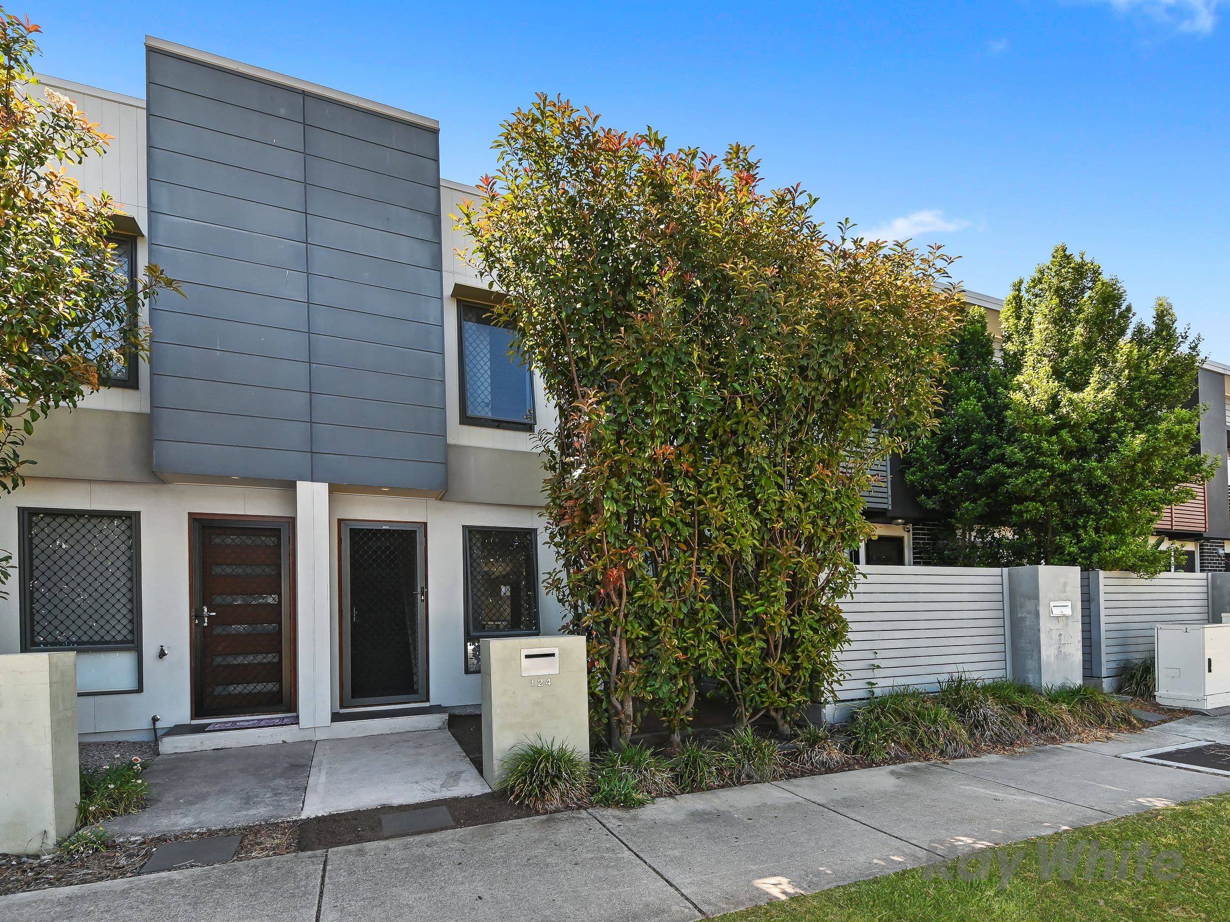 5 Cairncross Lane, Kensington VIC 3031, Kensington - Thumbnail 5