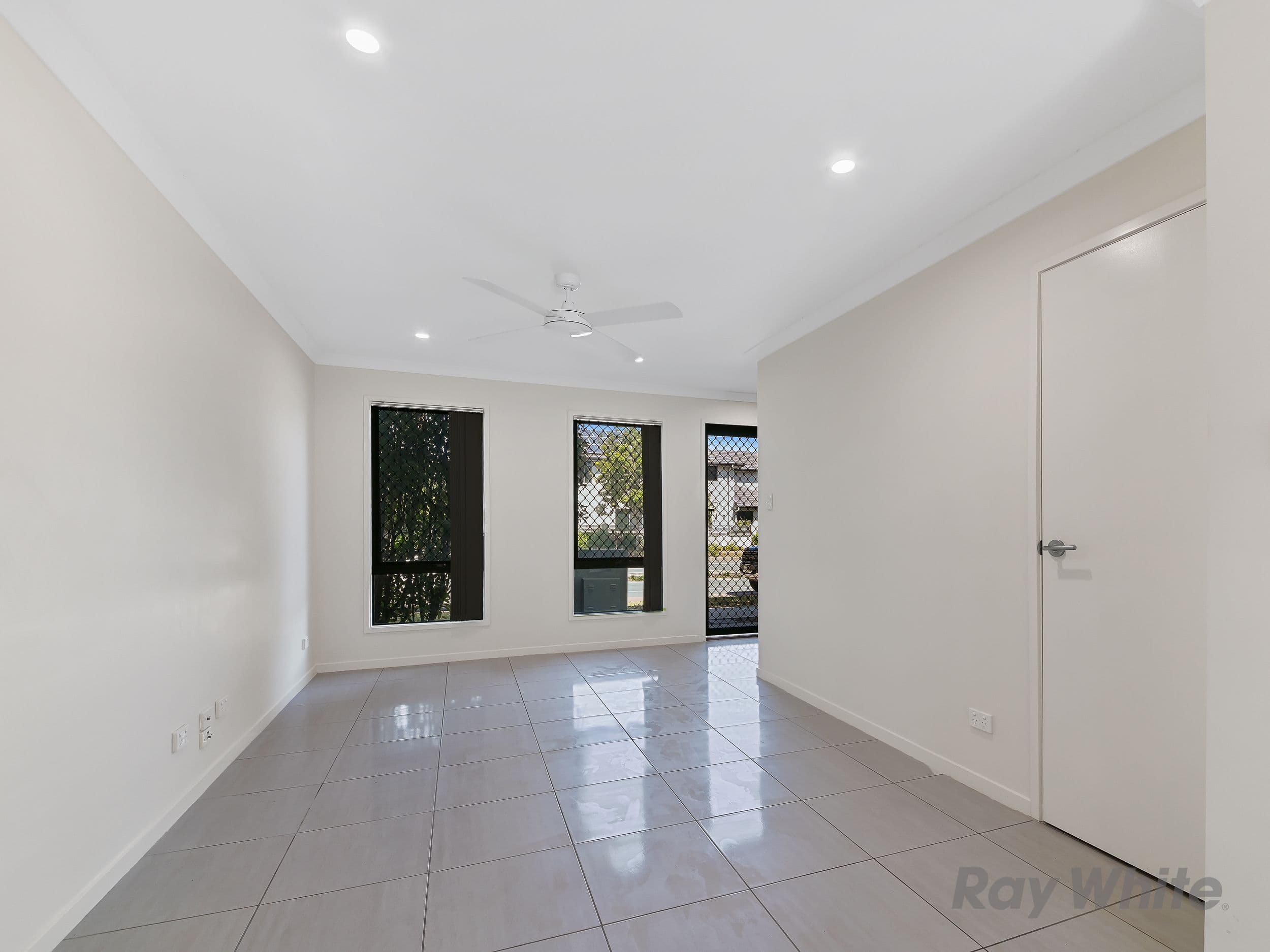 5 Cairncross Lane, Kensington VIC 3031, Kensington - Thumbnail 6