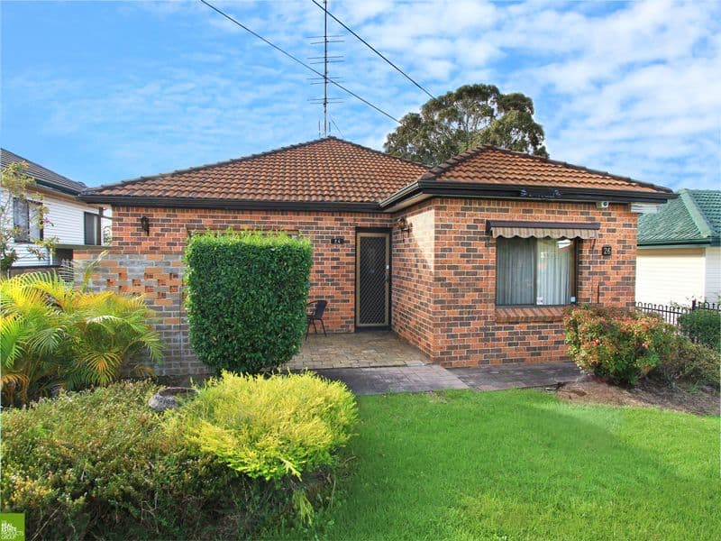 26 Cassia Street, Barrack Heights - Image 1