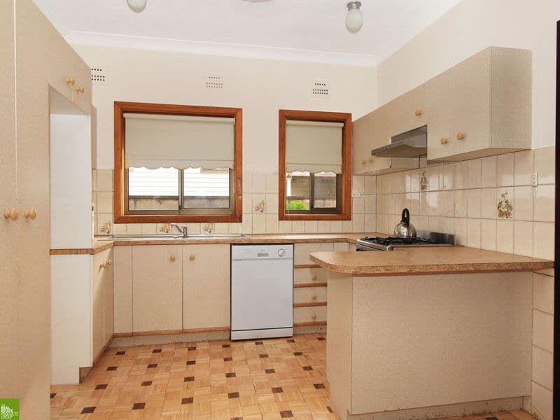 26 Cassia Street, Barrack Heights - Thumbnail 7