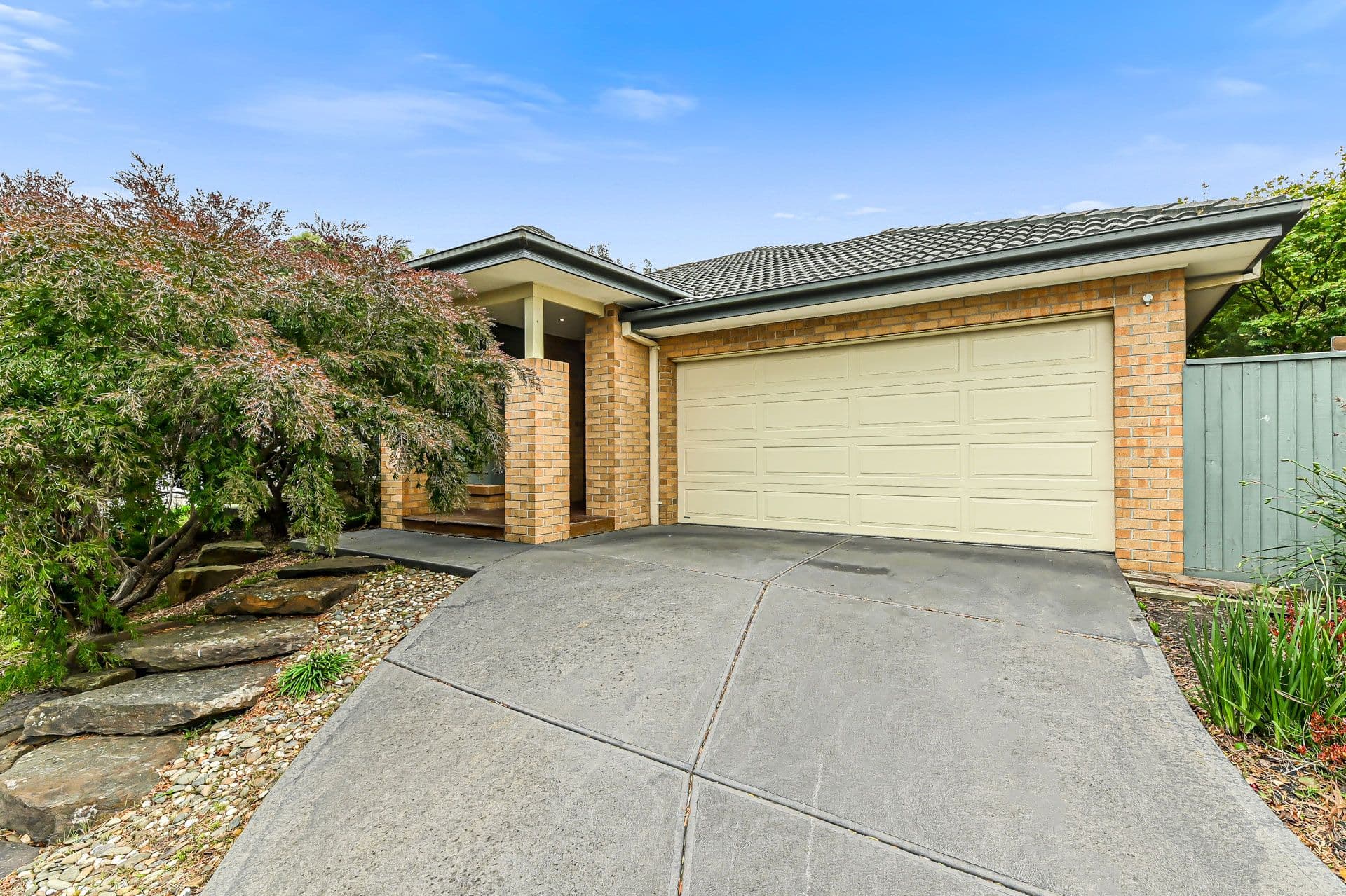 8 Grand Manor Drive, Berwick VIC 3806, Berwick - Image 1