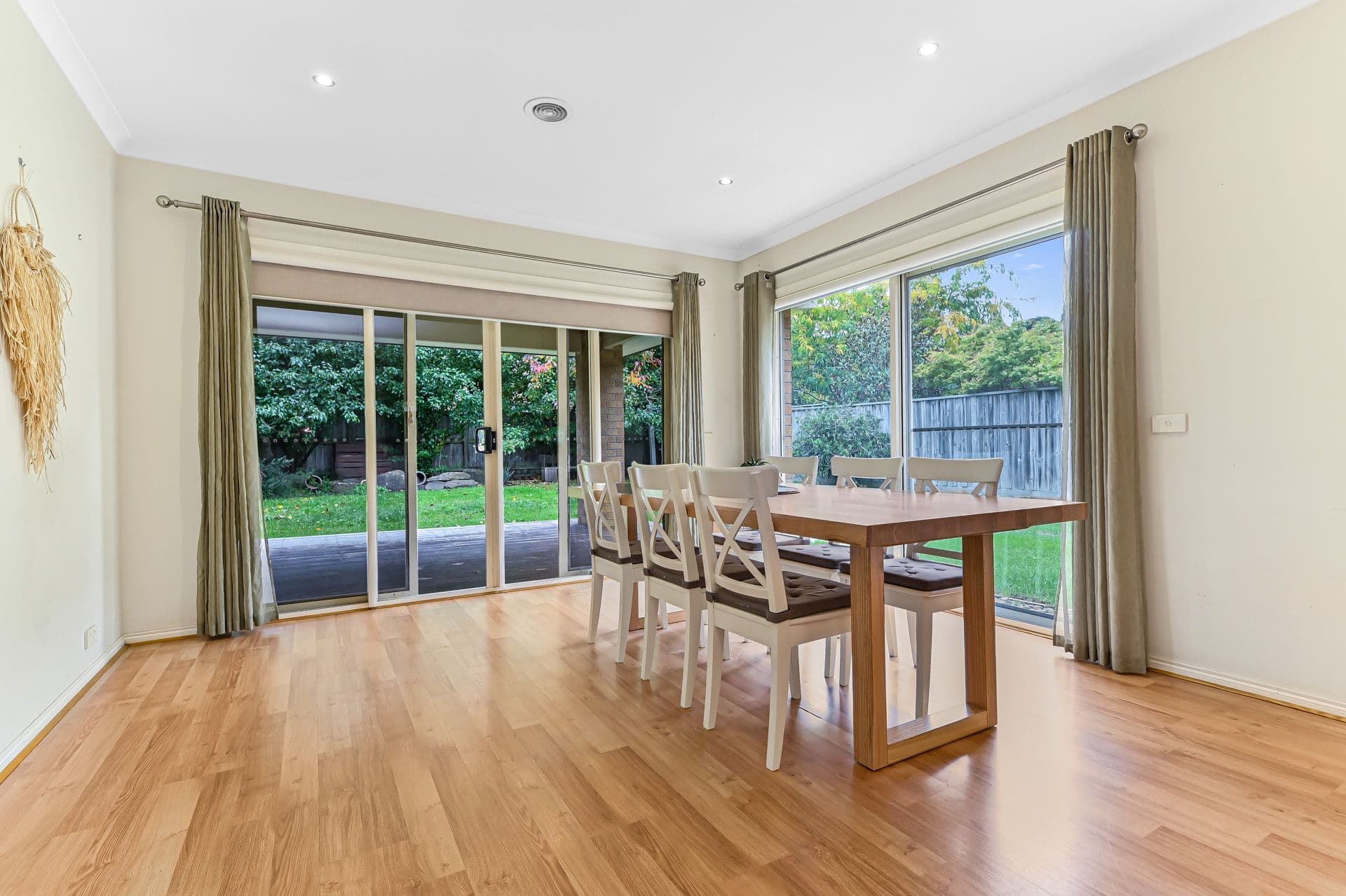 8 Grand Manor Drive, Berwick VIC 3806, Berwick - Thumbnail 8