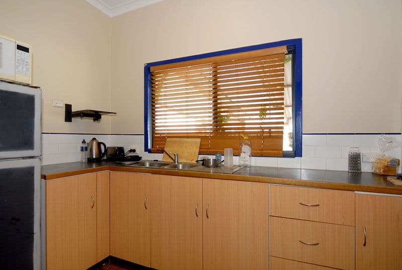 27 Brilliant Street, Newtown QLD 4305, Newtown - Thumbnail 8